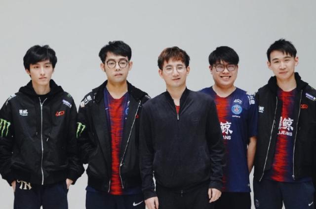 再次成为影 再次成为影